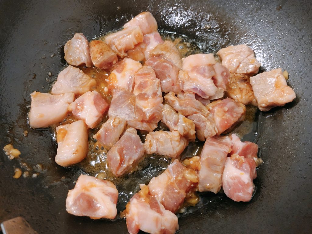 クセになる味!豚肉のパイナップル煮込み